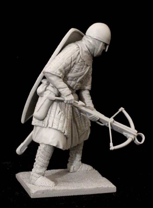 Crossbowman, 12th century